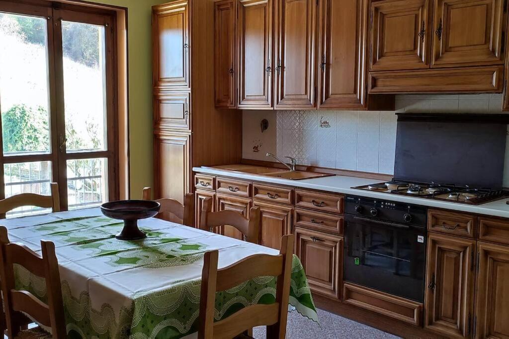 Il Canto Del Gallo Casa Vacanze Ristorante Pizzeria Cassinasco エクステリア 写真